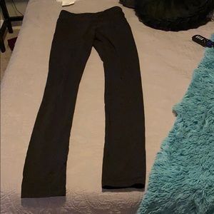 Size 4 lulu straight leg leggings